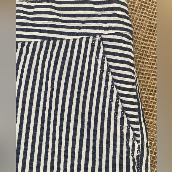 Crown & Ivy Blue and White Striped Seersucker Shorts, Size 12, Pockets - Picture 2 of 8